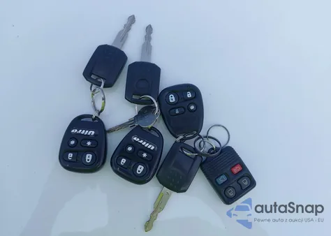 2008 Mercury Grand Marquis Ls z USA, uszkodzony, nr VIN 2MEHM75V18X615138